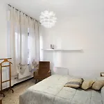 Apartment Mare E Non Solo 2 *